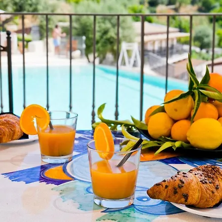 Don Vittorio Country Village Aparthotel 3*