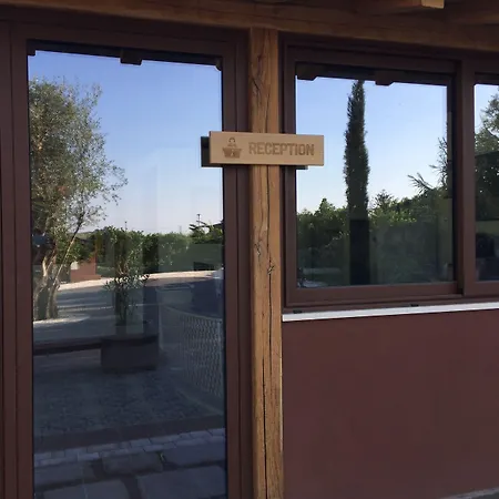 Ξενοδοχείο με διαμερίσματα Don Vittorio Country Village