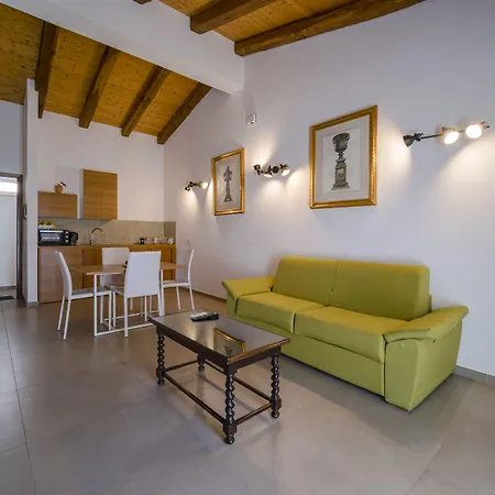 Ξενοδοχείο με διαμερίσματα Don Vittorio Country Village Trappitello